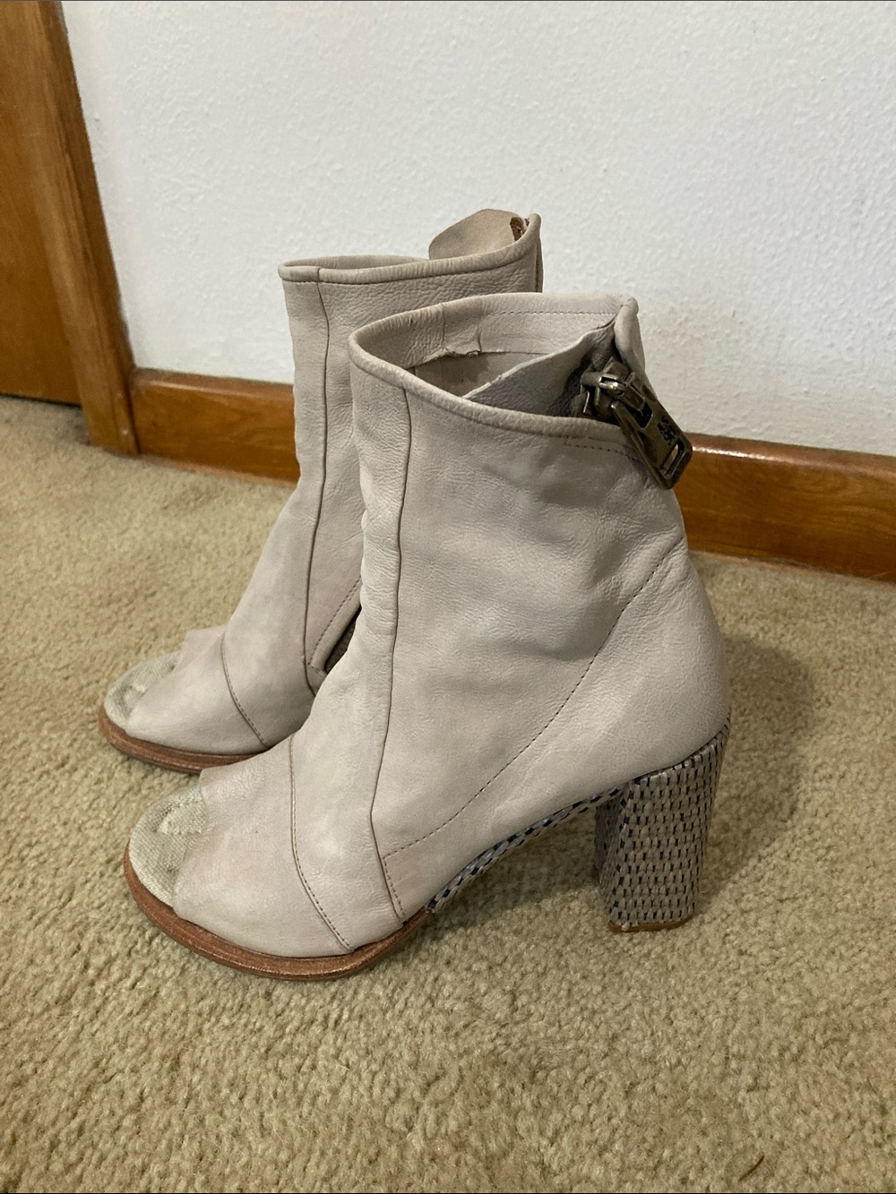 A.S.98 Bone Color Peep Toe Ankle Bootie size 7